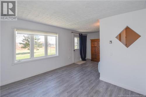 10 Du Phare Street, Le Goulet, NB - Indoor Photo Showing Other Room