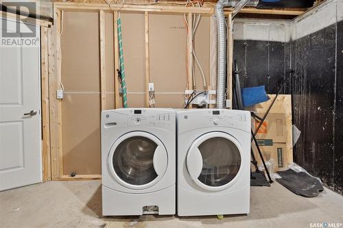 115 135 Ashworth Crescent, Saskatoon, SK - Indoor Photo Showing Laundry Room