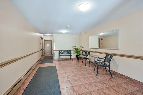 141 Catharine Street S|Unit #702, Hamilton, ON - Indoor Photo Showing Other Room