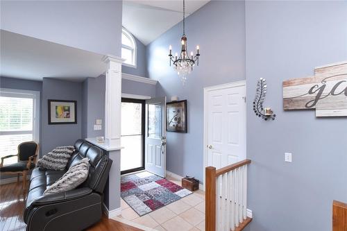 17 Durrell Court, Hamilton, ON - Indoor Photo Showing Other Room