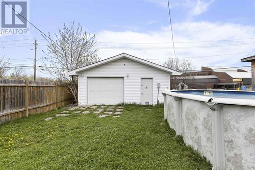 48 St. Michaels Sq, Sault Ste. Marie, ON - Outdoor With Above Ground Pool