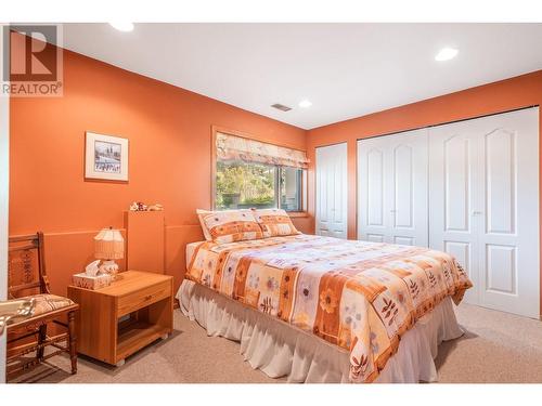 9237 Kokanee Road, Vernon, BC - Indoor Photo Showing Bedroom