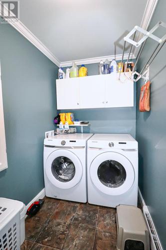 12 Aspen Avenue, Cormack, NL - Indoor Photo Showing Laundry Room