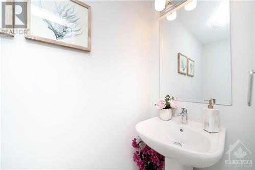 51 Cordage Street, Ottawa, ON - Indoor Photo Showing Bathroom