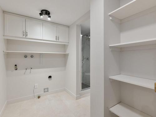 Bathroom - 105-8065 Boul. St-Laurent, Brossard, QC - Indoor With Storage