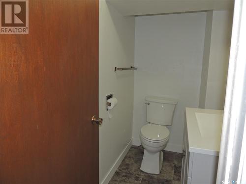 1500 Thorn Crescent, Estevan, SK - Indoor Photo Showing Bathroom