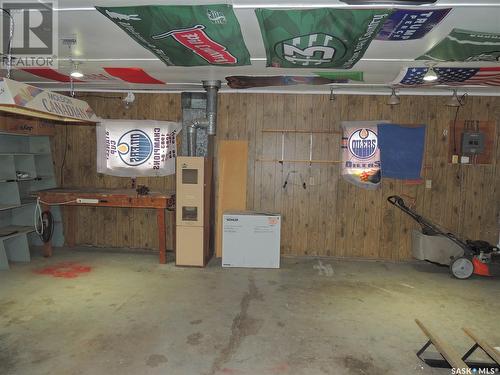 1500 Thorn Crescent, Estevan, SK - Indoor Photo Showing Garage