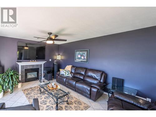 11795 Harris Road, Summerland, BC - Indoor Photo Showing Living Room With Fireplace