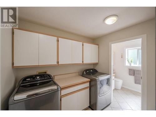 11795 Harris Road, Summerland, BC - Indoor Photo Showing Laundry Room