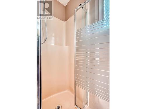 1634 Carmi Avenue Unit# 159, Penticton, BC - Indoor Photo Showing Bathroom
