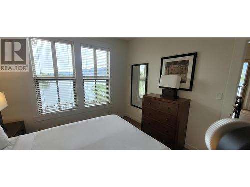 4200 Lakeshore Drive Unit# 316, Osoyoos, BC - Indoor Photo Showing Bedroom