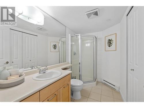 539 Yates Road Unit# 402, Kelowna, BC - Indoor Photo Showing Bathroom