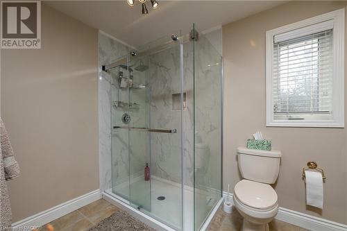 433 8Th Avenue A E, Owen Sound, ON - Indoor Photo Showing Bathroom