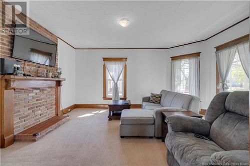 39 St. George Street, Sussex, NB - Indoor Photo Showing Living Room