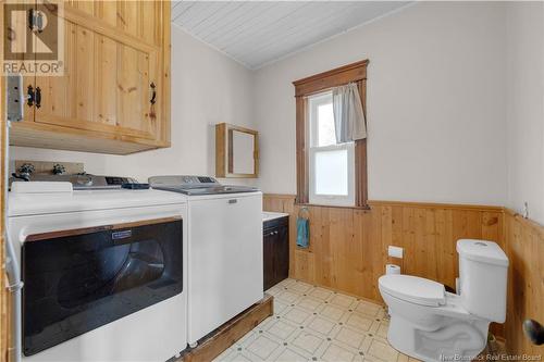 39 St. George Street, Sussex, NB - Indoor Photo Showing Laundry Room