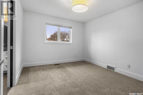 522A 6Th Street E, Saskatoon, SK - Indoor Photo Showing Other Room
