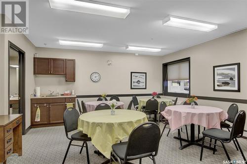 106 215 Smith Street N, Regina, SK - Indoor Photo Showing Dining Room