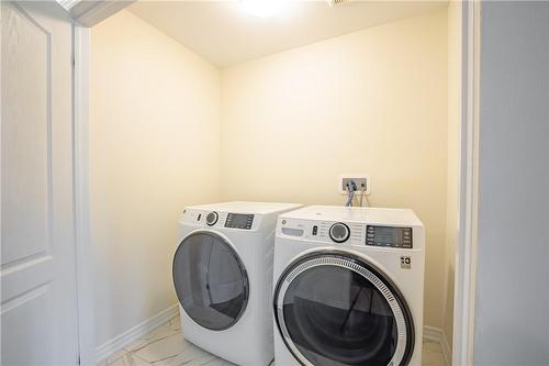 269 Vanilla Trail, Thorold, ON - Indoor Photo Showing Laundry Room
