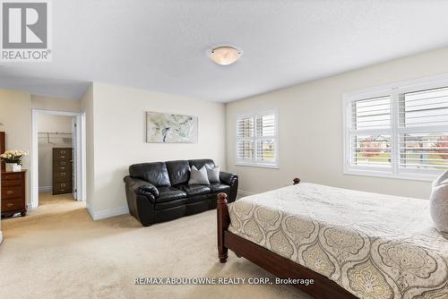 31 Forest Ridge Avenue, Hamilton, ON - Indoor Photo Showing Bedroom