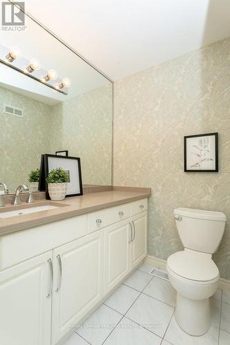 27 Calvert Place, Thames Centre, ON - Indoor Photo Showing Bathroom