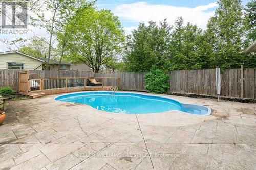 29 Antrim Crescent, London, ON - Outdoor With In Ground Pool With Backyard