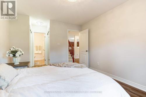 106 Oakhampton Trail, Hamilton, ON - Indoor Photo Showing Bedroom