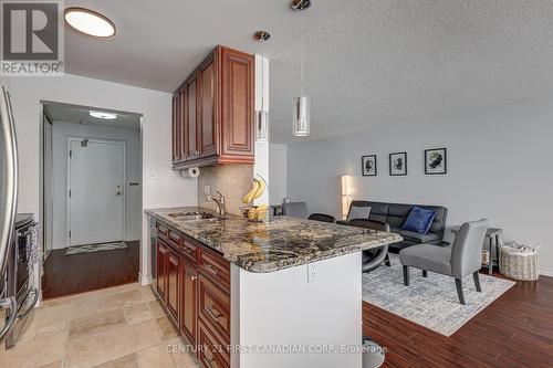 405 - 570 Proudfoot Lane, London, ON - Indoor Photo Showing Kitchen With Double Sink