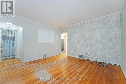 81 East 11Th Street E, Hamilton, ON - Indoor Photo Showing Other Room
