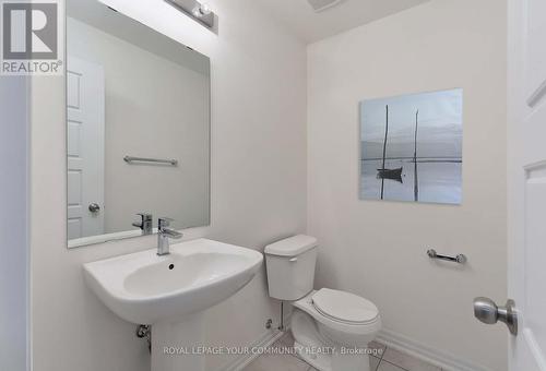 136 Bravo Lane, Newmarket, ON - Indoor Photo Showing Bathroom