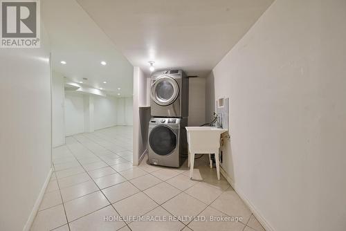 62 Amethyst Circle, Brampton, ON - Indoor Photo Showing Laundry Room
