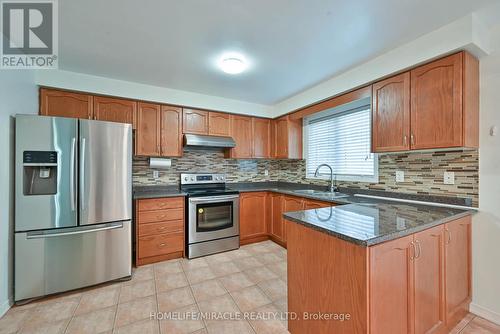 62 Amethyst Circle, Brampton, ON - Indoor Photo Showing Kitchen With Double Sink