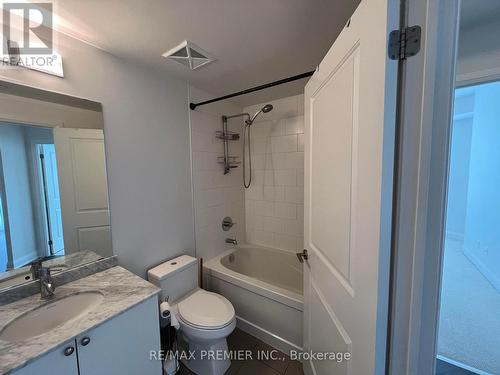 513 - 25 Fontenay Court, Toronto, ON - Indoor Photo Showing Bathroom