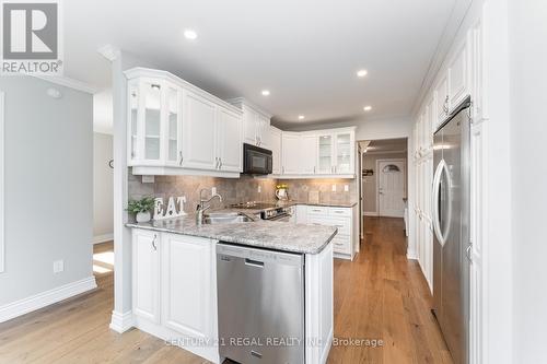 3210 Hazelwood Avenue, Burlington, ON - Indoor Photo Showing Kitchen With Double Sink