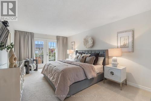 5391 Linbrook Road, Burlington, ON - Indoor Photo Showing Bedroom