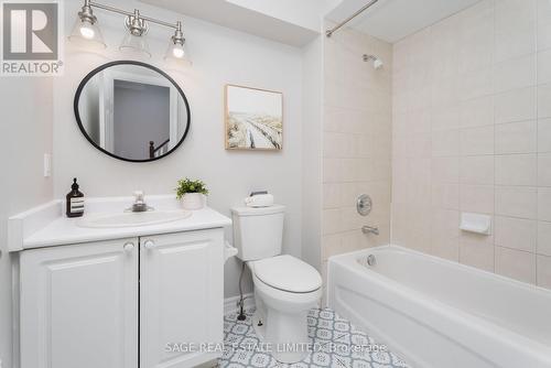12 Old Primrose Lane, Toronto, ON - Indoor Photo Showing Bathroom