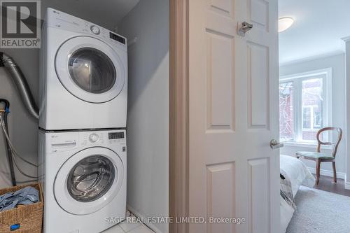 12 Old Primrose Lane, Toronto, ON - Indoor Photo Showing Laundry Room