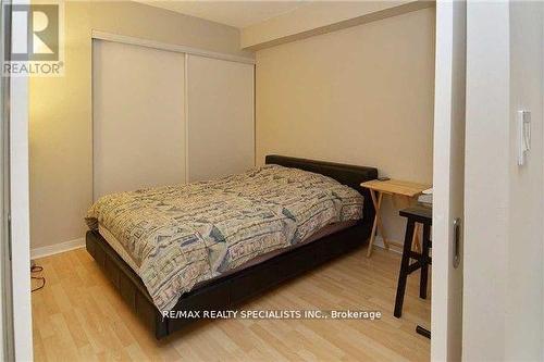 305 - 76 Shuter Street, Toronto, ON - Indoor Photo Showing Bedroom