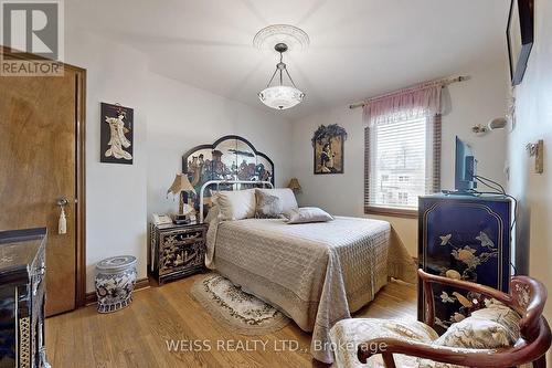 526 Milverton Boulevard, Toronto, ON - Indoor Photo Showing Bedroom