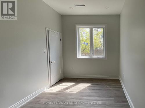 49 Gemshaw Crescent, Toronto, ON - Indoor Photo Showing Other Room