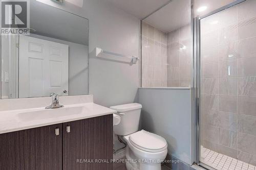 135 - 515 Kingbird Grove, Toronto, ON - Indoor Photo Showing Bathroom