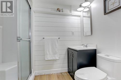 853 Capri Court E, Oshawa, ON - Indoor Photo Showing Bathroom