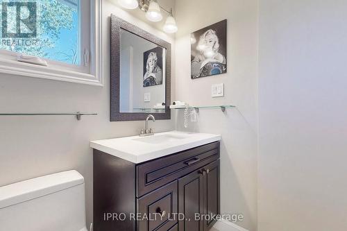 350 Miami Drive, Georgina, ON - Indoor Photo Showing Bathroom