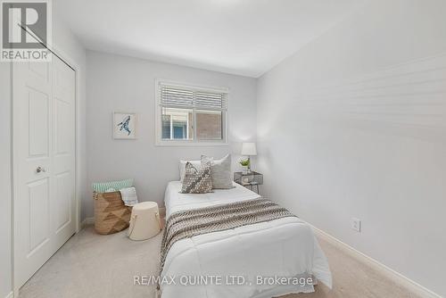 20 Linden Lane, Belleville, ON - Indoor Photo Showing Bedroom