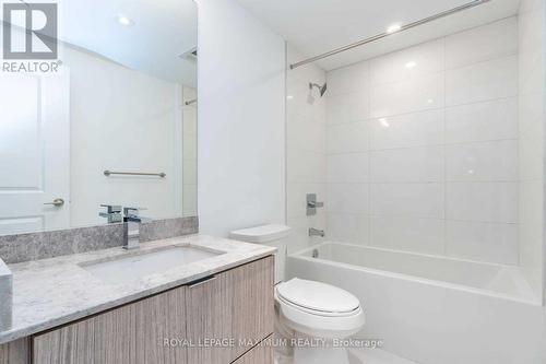 2201 - 395 Bloor Street E, Toronto, ON - Indoor Photo Showing Bathroom