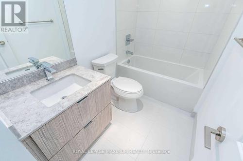 2201 - 395 Bloor Street E, Toronto, ON - Indoor Photo Showing Bathroom