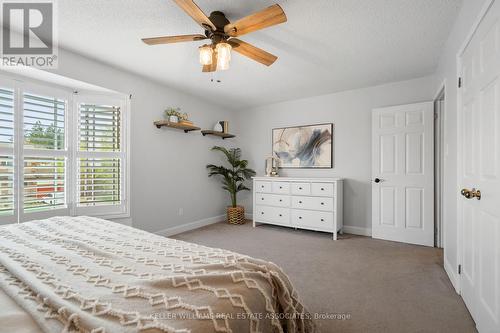 136 Meadow Drive, Orangeville, ON - Indoor Photo Showing Bedroom