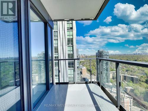 3507 - 8 Cumberland Street, Toronto, ON - Outdoor With View