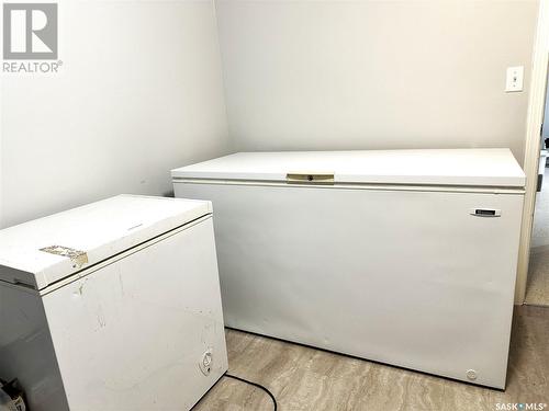 207 11Th Street, Humboldt, SK - Indoor Photo Showing Laundry Room