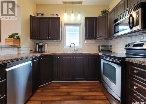 316 Young Street, Rosetown, SK - Indoor Photo Showing Kitchen With Stainless Steel Kitchen