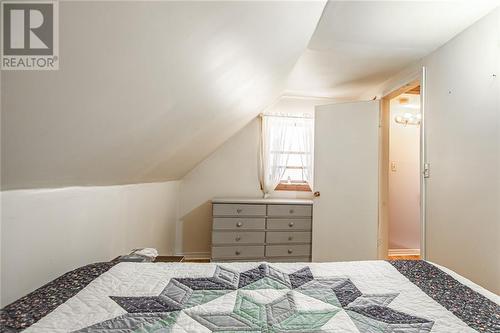 13 Plum Tree Lane, Petawawa, ON - Indoor Photo Showing Bedroom